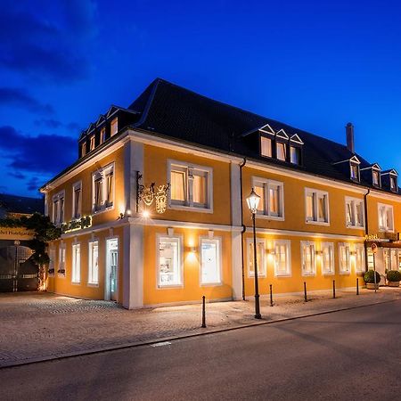 Hotel Adler Post Schwetzingen Bagian luar foto